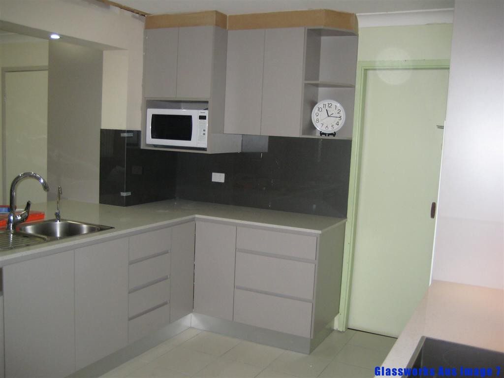Kitchen Splashbacks project 4